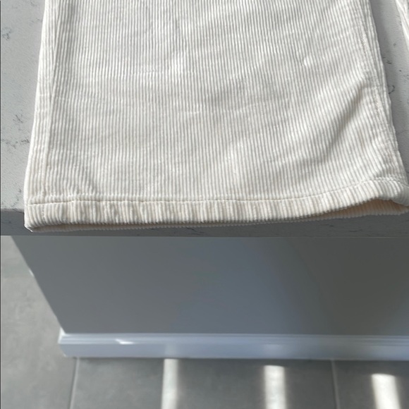 Ann Taylor Cream corduroy pant new without tag - Picture 3 of 9